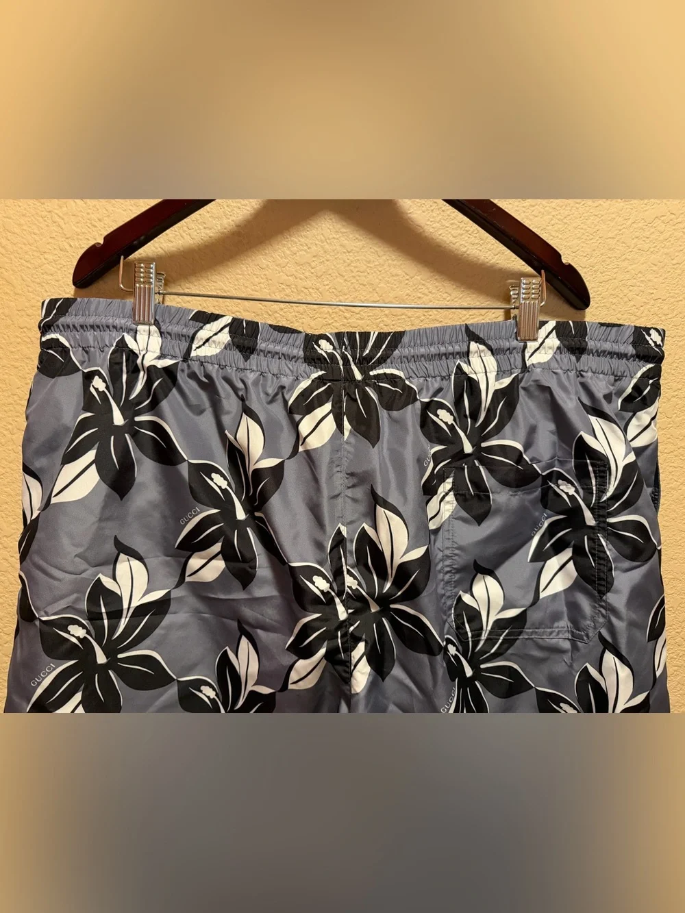 New Gucci Logo Floral Swim Shorts Gray Black Size 58 / US XXL 40 - 44 Waist
